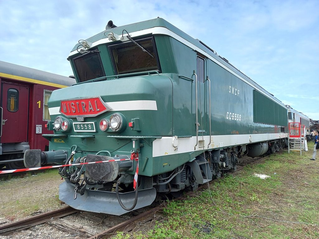 La CC 6558 avec sa plaque Mistral.